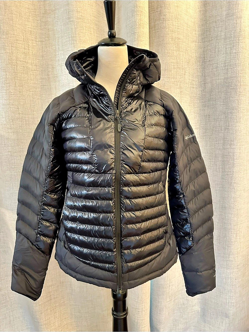 Columbia Women's Delta Ridge Down Hooded Jacket Black Medium